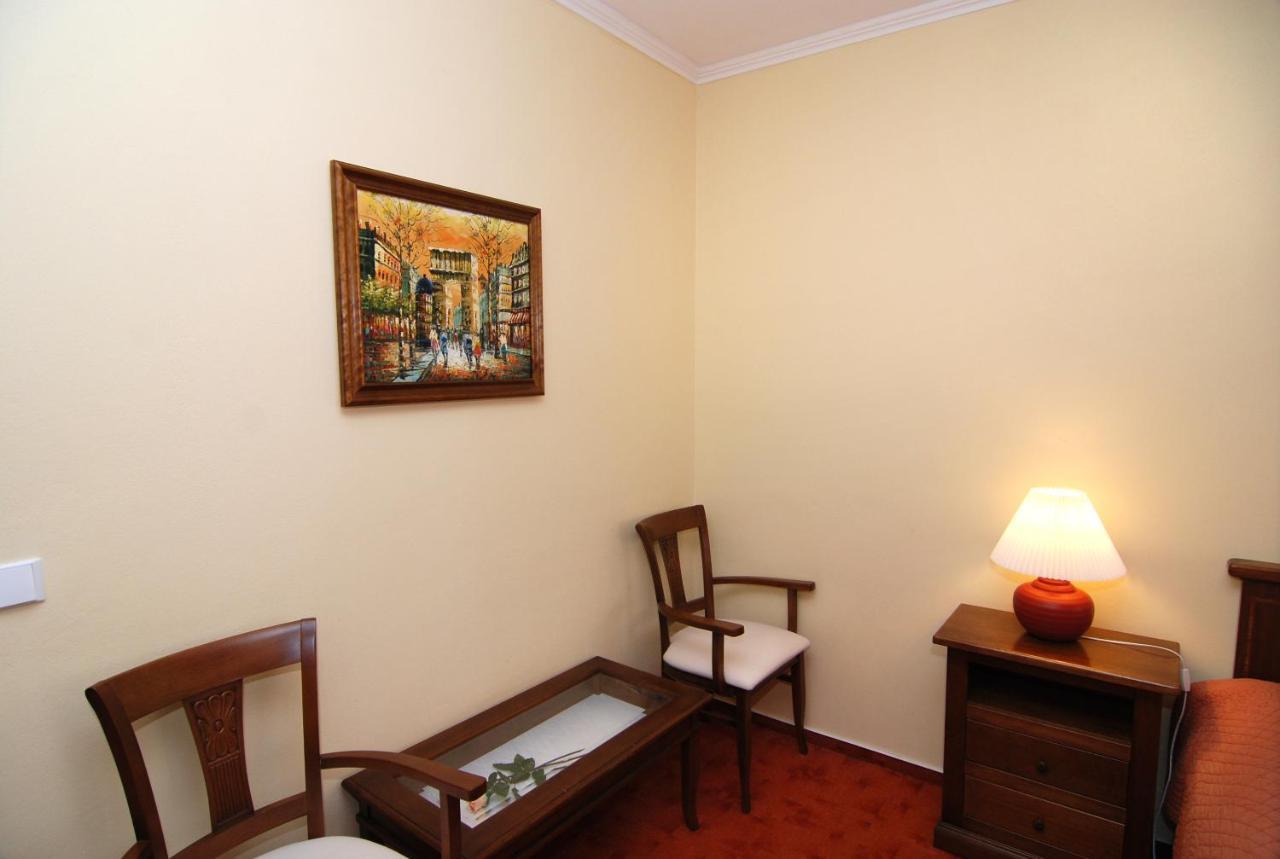 Hotel Bila Ruze ปีเซค ภายนอก รูปภาพ